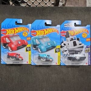 3 Hot Wheels Set